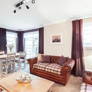  Apartment The Botanist Old Town 2 Bedroom Lift Parking United Kingdom